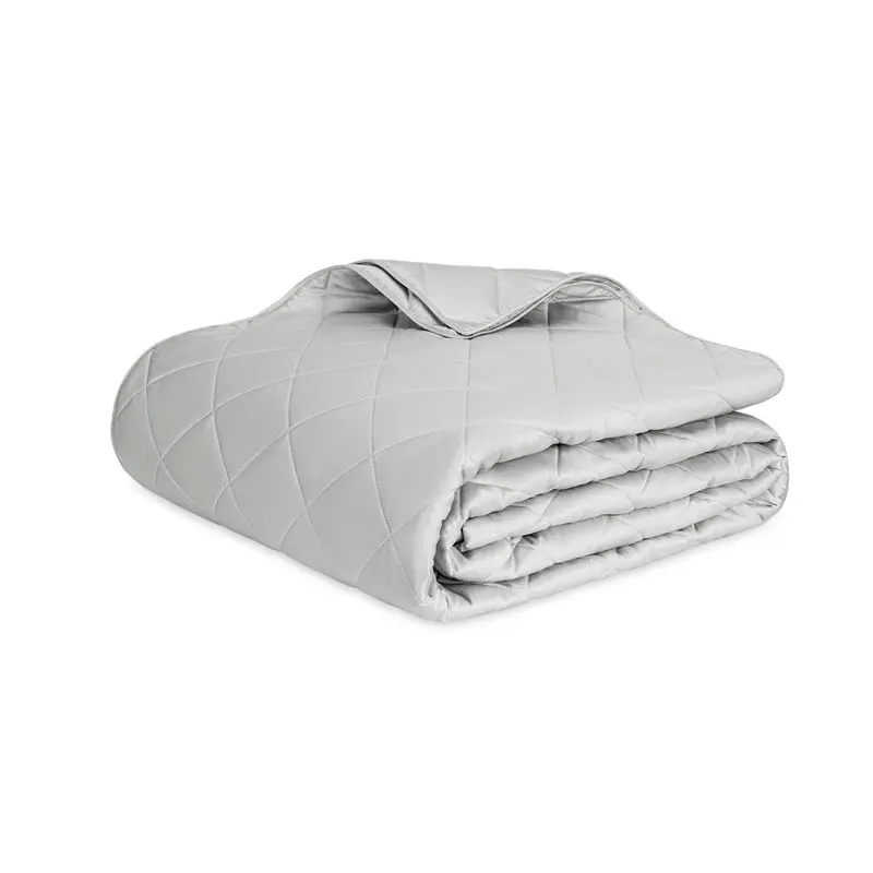 Nocturne Quilt in Silver by Matouk