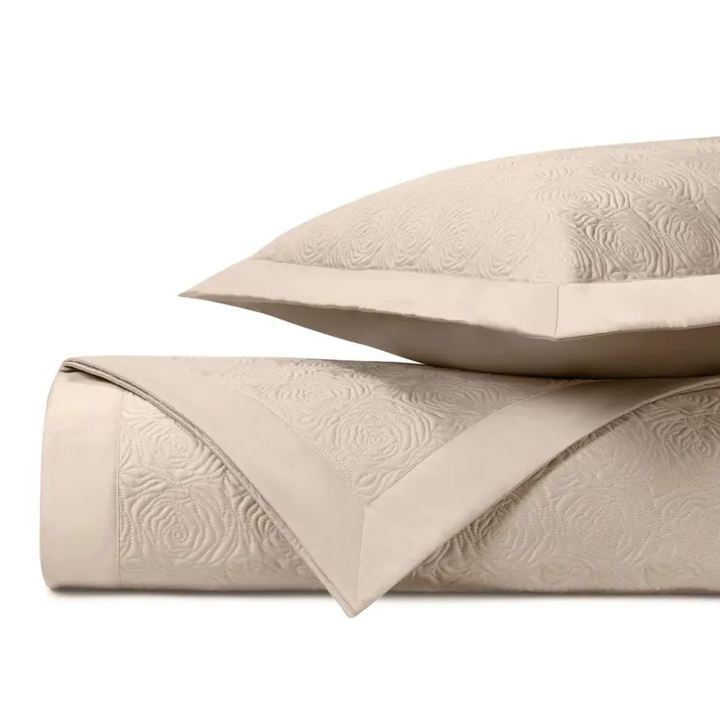 Roses Quilted Caramel by Home Treasures
