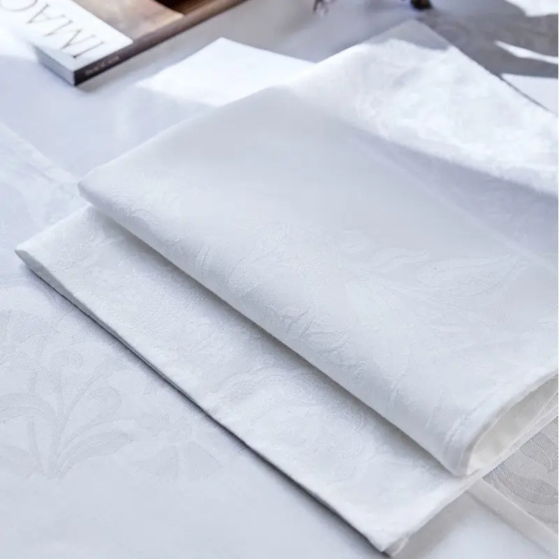 Voyage Iconique White Napkins By Le Jacquard Francais