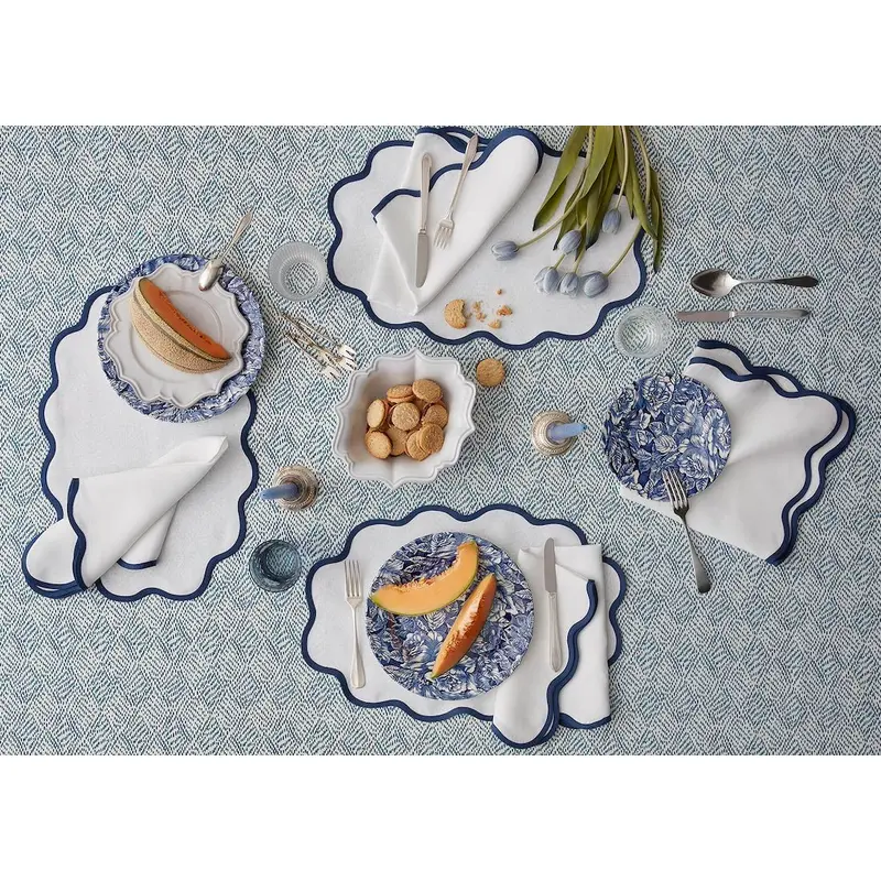 Casual Couture Scallop Edge Napkins by Matouk