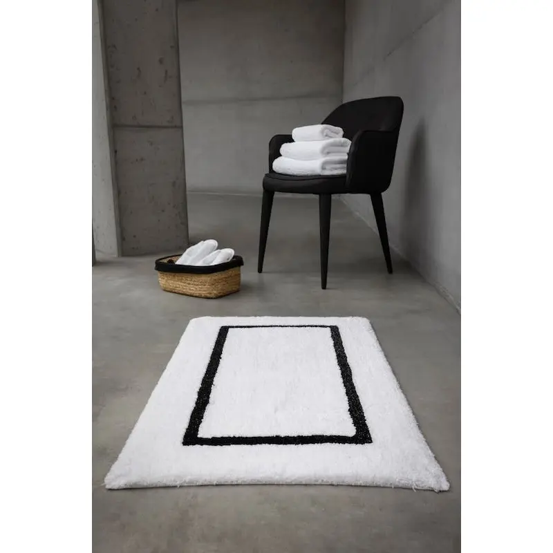 Karat 27x47 Black 990 Bath Rug by Abyss